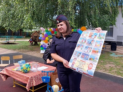 Белореченские полицейские и общественники приняли участие в мероприятии в рамках Всероссийской акции «Пятерка безопасности»